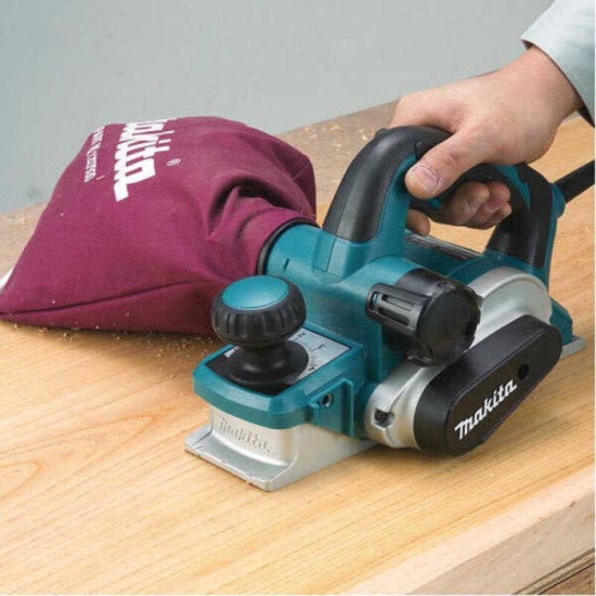 Rabot Makita KP0810J 850 W 82 mm passe 4 mm coffret
