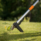 Désherbeur télescopique Fiskars SmartFit 1840768