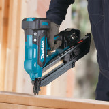Cloueur de charpente sans fil Makita DBN900RTE - 18V LXT - clous 50 à 90 mm - 2 batteries 5,0 Ah + chargeur - coffret