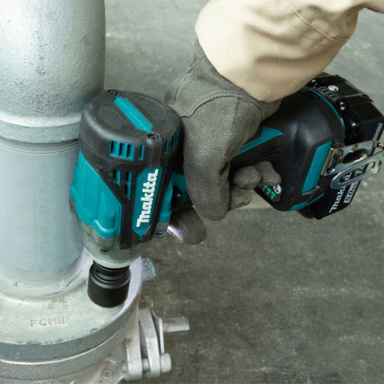 Boulonneuse à chocs sans fil Makita DTW301RTJ - 18V LXT - 330 Nm - 2 batteries 5,0 Ah + chargeur - coffret Makpac