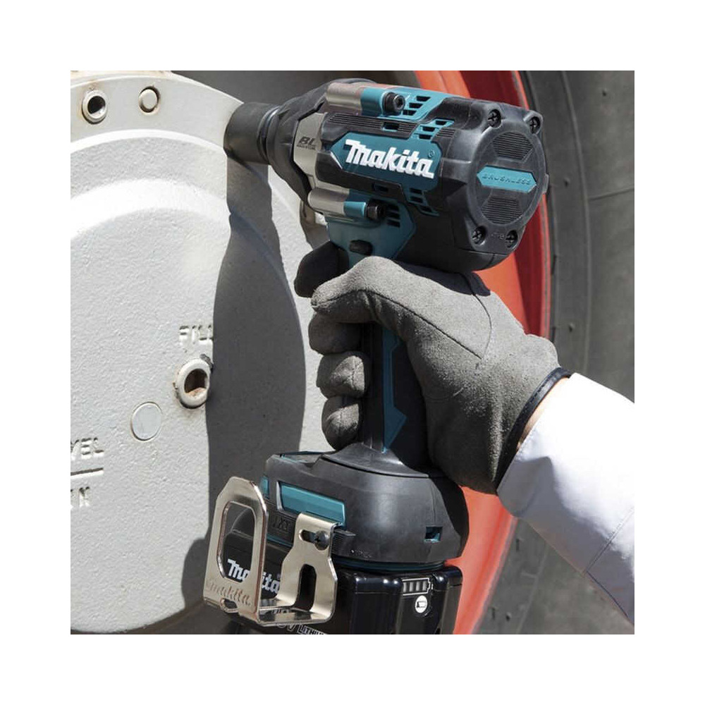 Boulonneuse à chocs sans fil Makita DTW701ZJ - 18V LXT - 700 Nm - machine nue - coffret Makpac