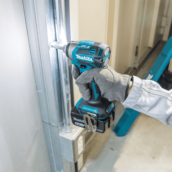 Visseuse à chocs sans fil Makita DTD173RTJ - 18V LXT - 180 Nm - 2 batteries 5,0 Ah + chargeur - Makpac