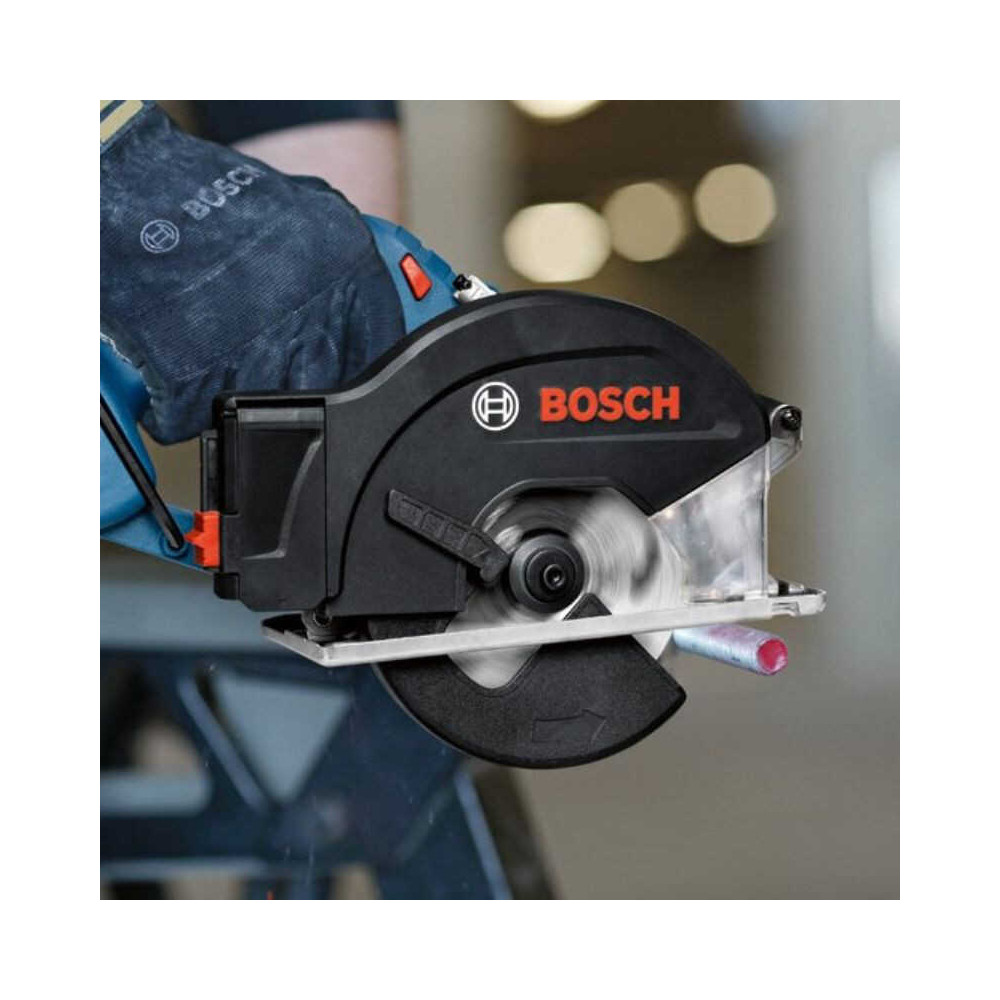 Scie circulaire sans fil Bosch GKM 18V-50 06016B8001 - 18V - Ø136 mm - 4.250 tr/min - coffret L-BOXX 238