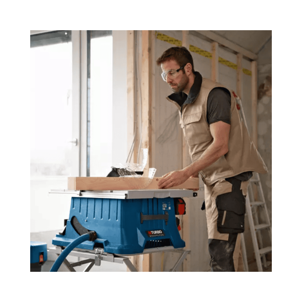 Scie circulaire sur table sans fil Bosch Professional GTS 18V-216 0601B44000 - 18V - Ø216 mm - machine nue
