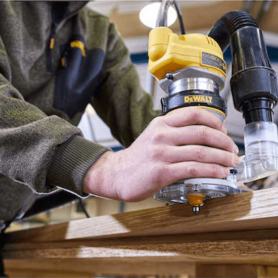 Affleureuse filaire DeWalt D26200-QS - 900 W