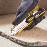 Cutter à cartouche 18 mm Stanley FATMAX 0-10-481