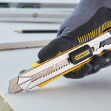 Cutter à cartouche 18 mm Stanley FATMAX 0-10-481