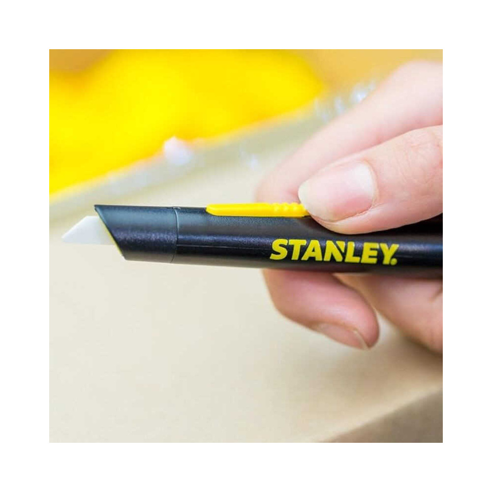 Cutter à lame céramique Stanley STHT0-10293
