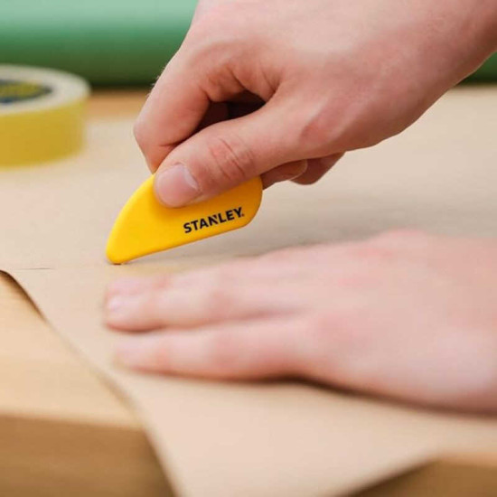 Cutter de poche céramique Stanley STHT0-10291 - lame micro-céramique - aimant intégré