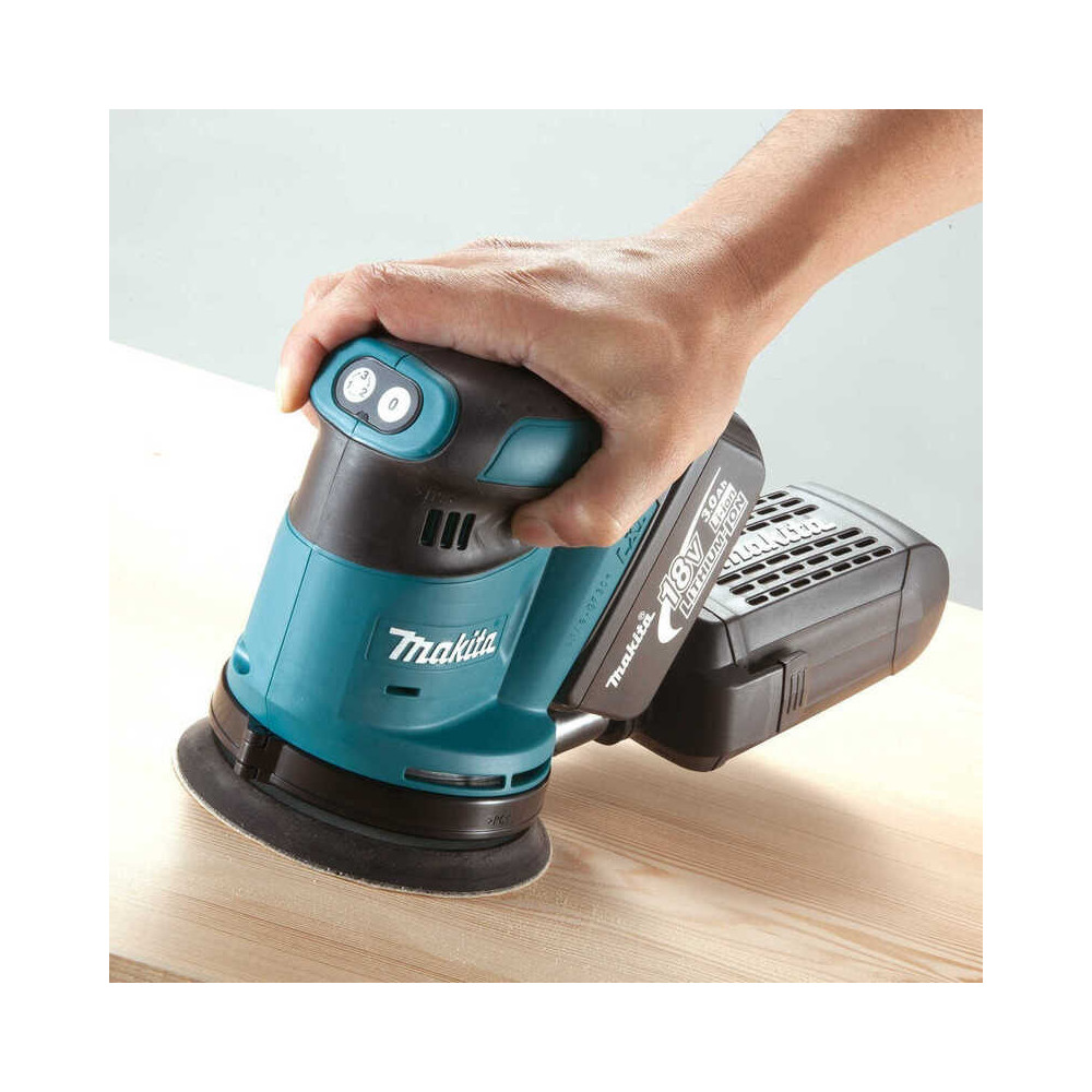 Ponceuse excentrique Makita DBO180RFJ 18V LXT