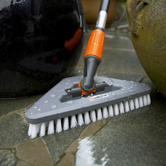 Balai de lavage Gardena 05562-20 - Cleansystem - brins durs - articulé 360°