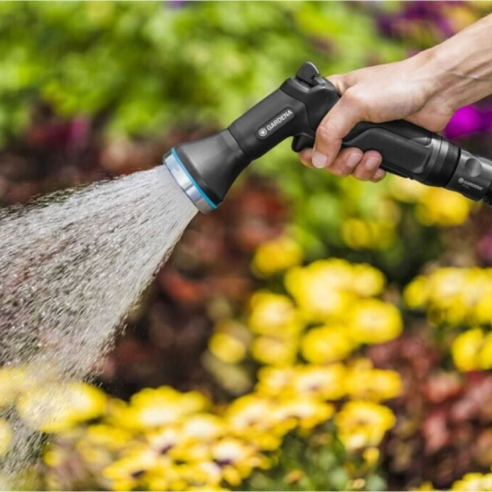 Pistolet d'arrosage Gardena 18910-20 - EcoLine - plus de 65 % de plastique recyclé