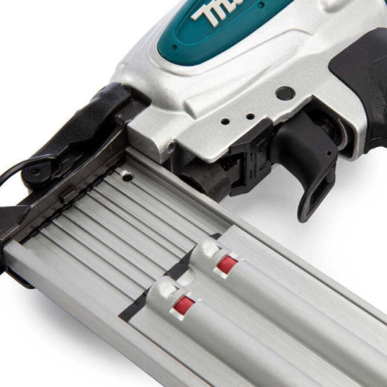 Cloueur de finition pneumatique Makita AF506