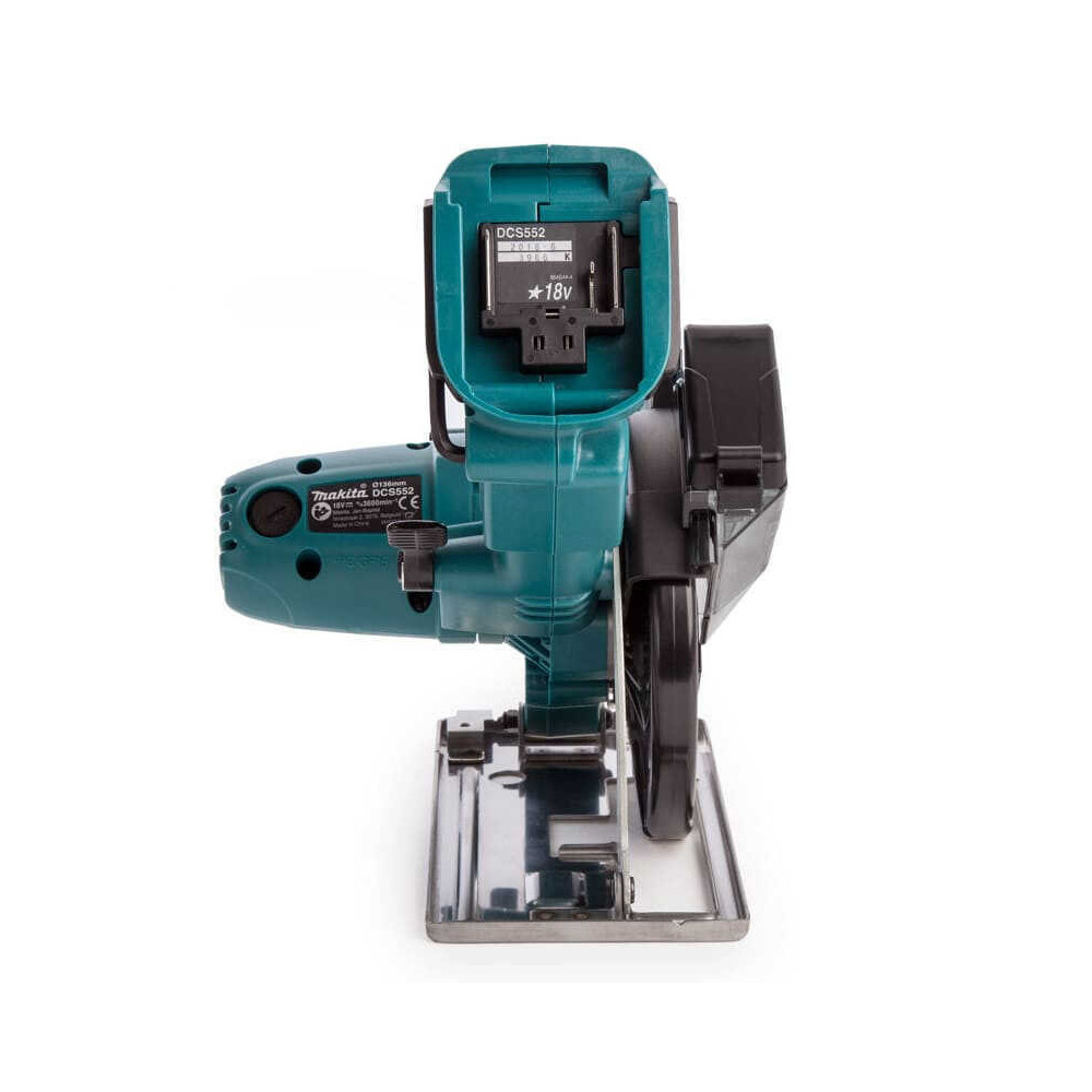 Scie circulaire Makita DCS552RTJ 18V 136 mm 2 x 5,0 Ah