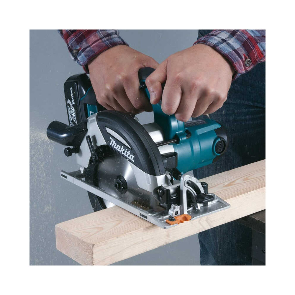 Scie circulaire Makita DHS630RFJ 18V 2 x 3,0 Ah
