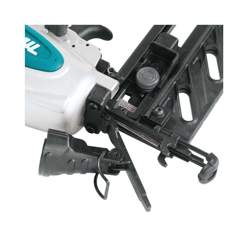 Cloueur de finition pneumatique Makita AF601