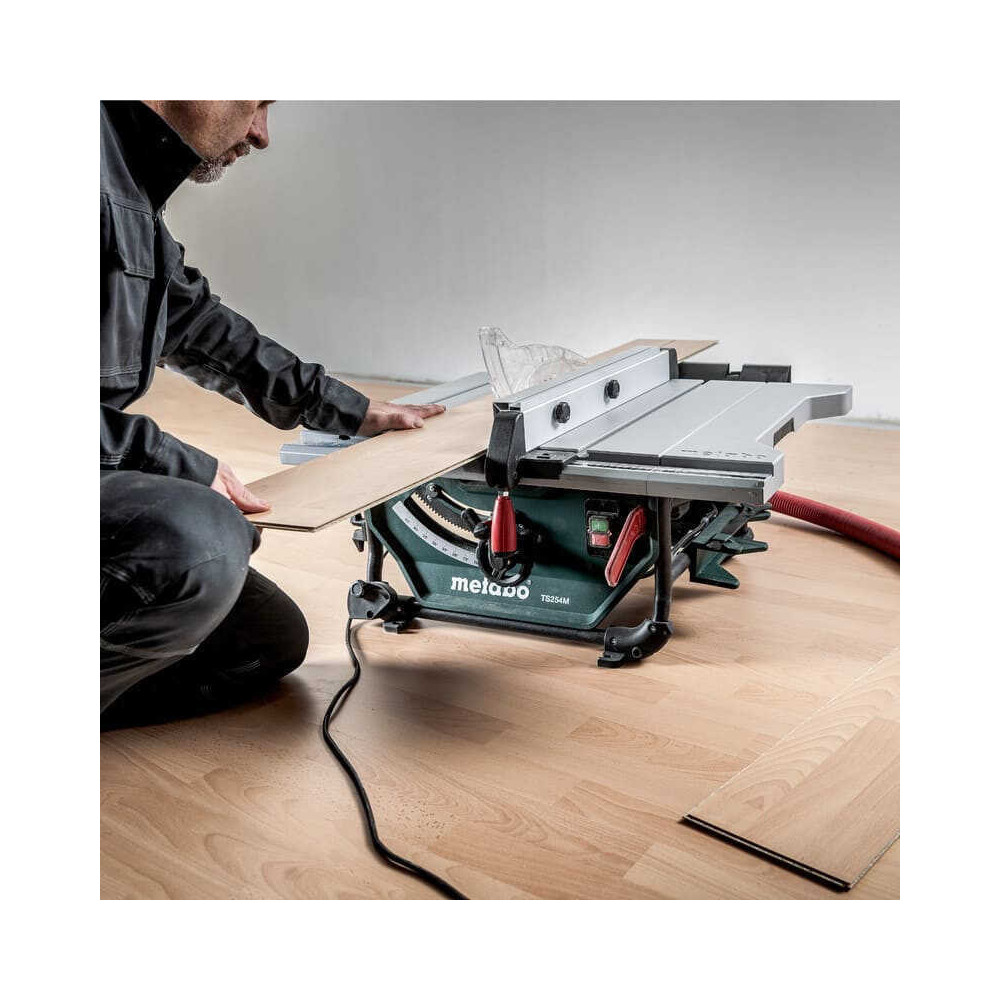 Scie circulaire sur table Metabo TS 254 M
