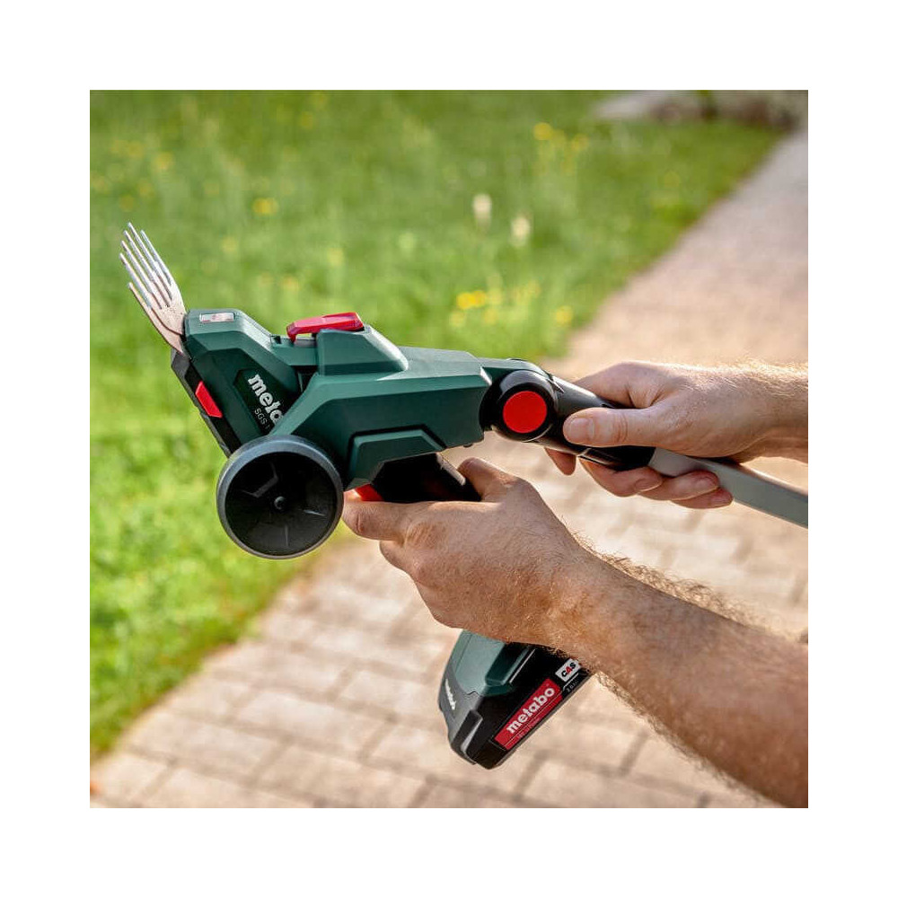 Cisaille à gazon Metabo SGS 18 LTX Q 18V CAS nue