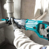 Scie sabre filaire Makita JR3061T 1 250 W course 32 mm