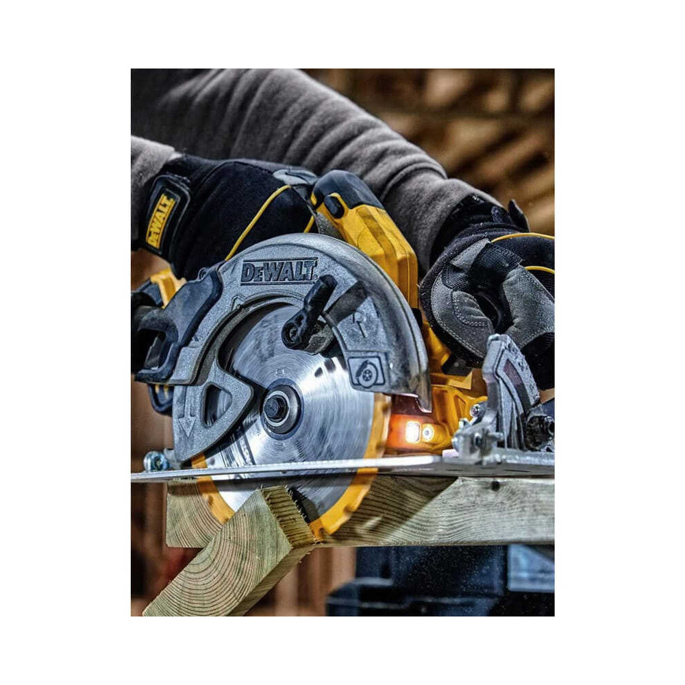Scie circulaire DeWalt DCS570N 18V XR 184 mm machine nue