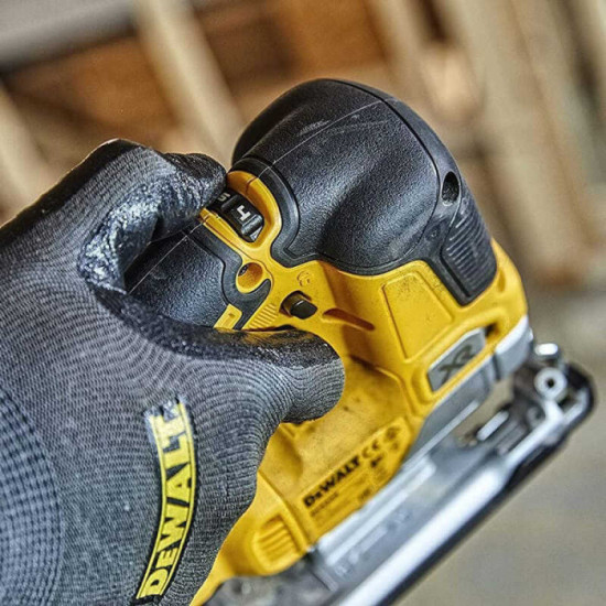 Scie sauteuse DeWalt DCS334N-XJ