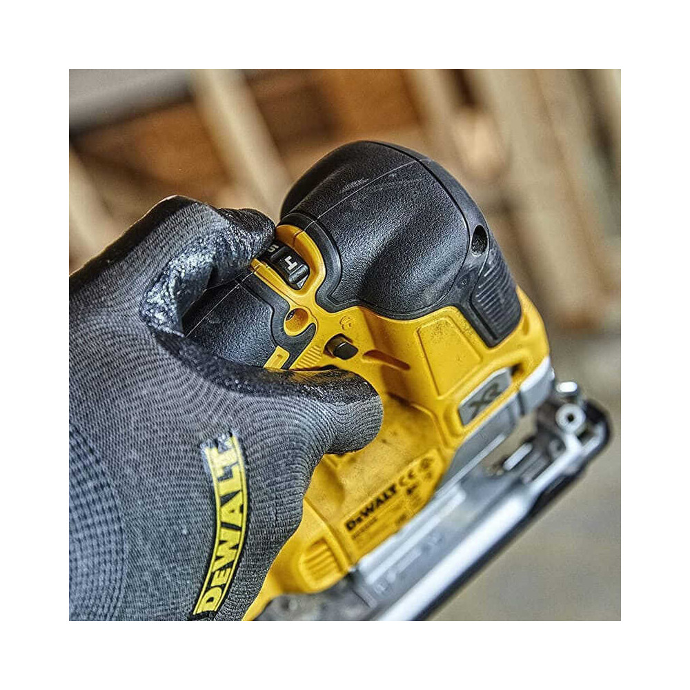 Scie sauteuse DeWalt DCS334N-XJ