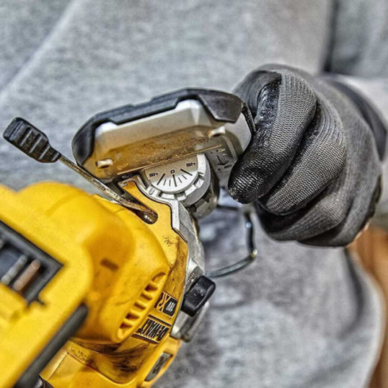 Scie sauteuse DeWalt DCS334N-XJ