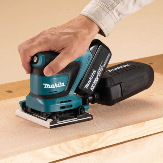 Ponceuse vibrante sans fil Makita DBO480Z