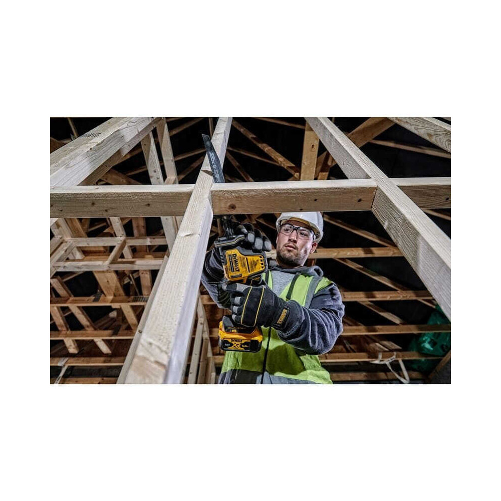 Scie sabre DeWalt DCS369NT-XJ