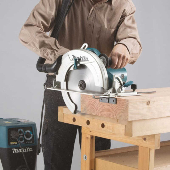 Scie circulaire filaire Makita HS0600 2 000 W 270 mm