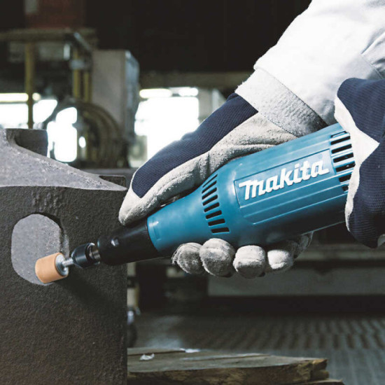 Meuleuse droite Makita GD0603 240 W pince 6 mm