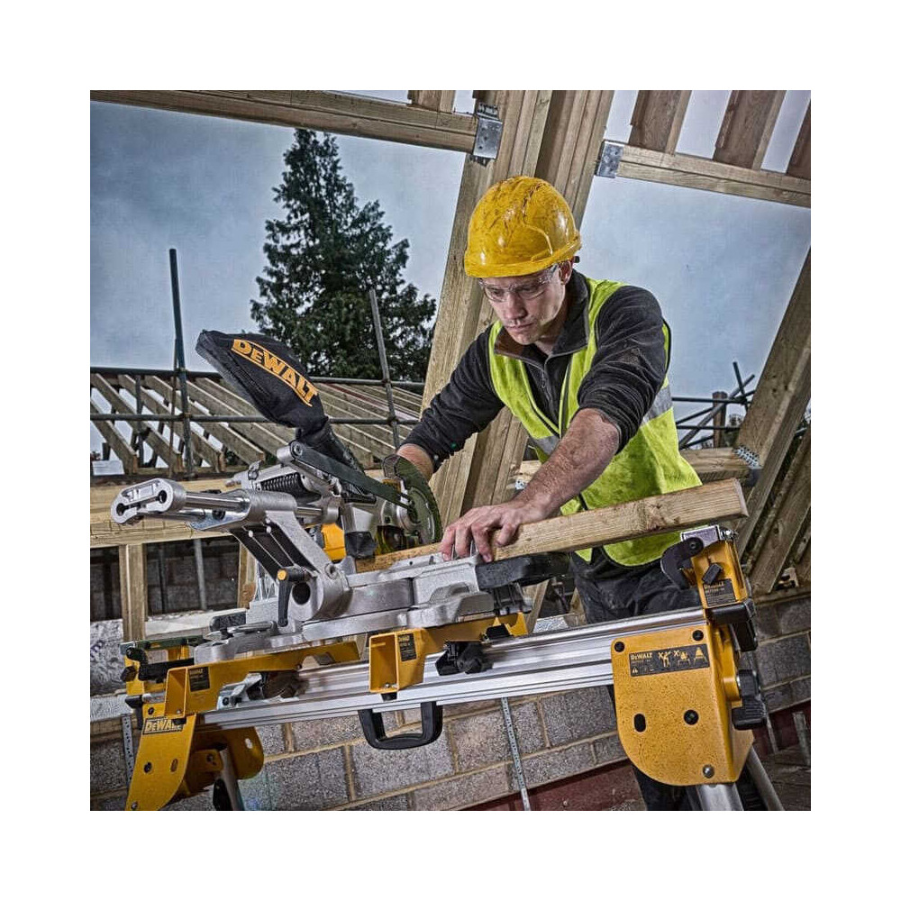 Scie à onglet radiale DeWalt DCS365N-XJ 18V XR 184 mm