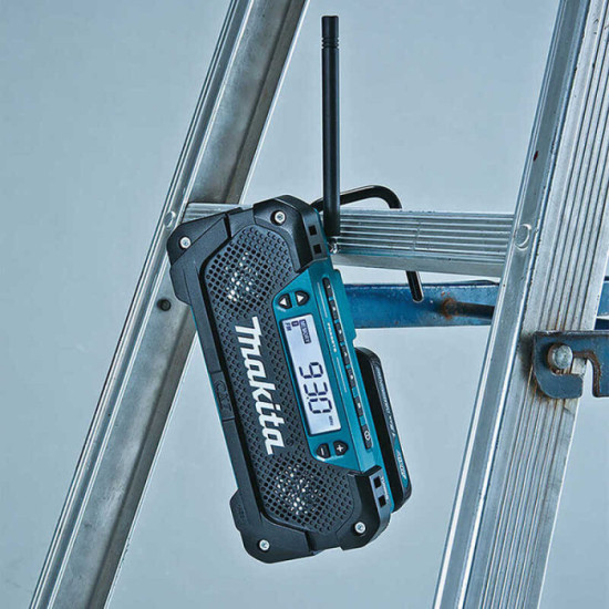 Radio compacte Makita MR052 12V CXT FM et AM