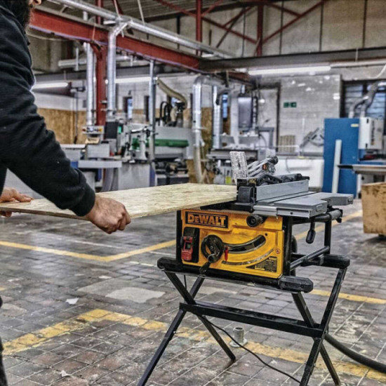 Scie circulaire sur table DeWalt DWE7492-QS