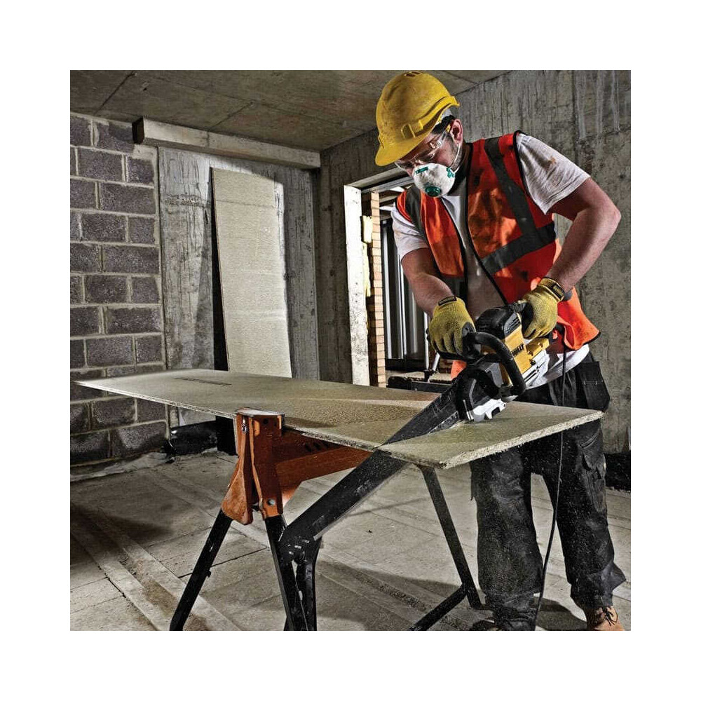 Scie Alligator filaire 1700 W DeWalt DWE397-QS