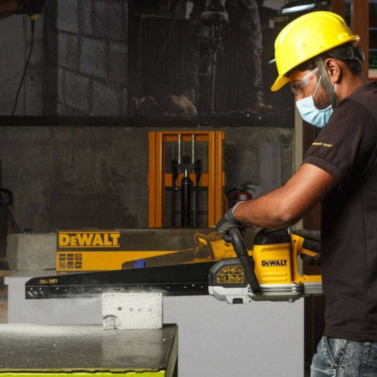 Scie Alligator filaire 1700 W DeWalt DWE397-QS