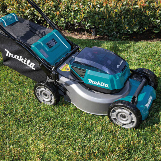 Tondeuse autotractée Makita DLM462PT2 36V 2x5,0 Ah