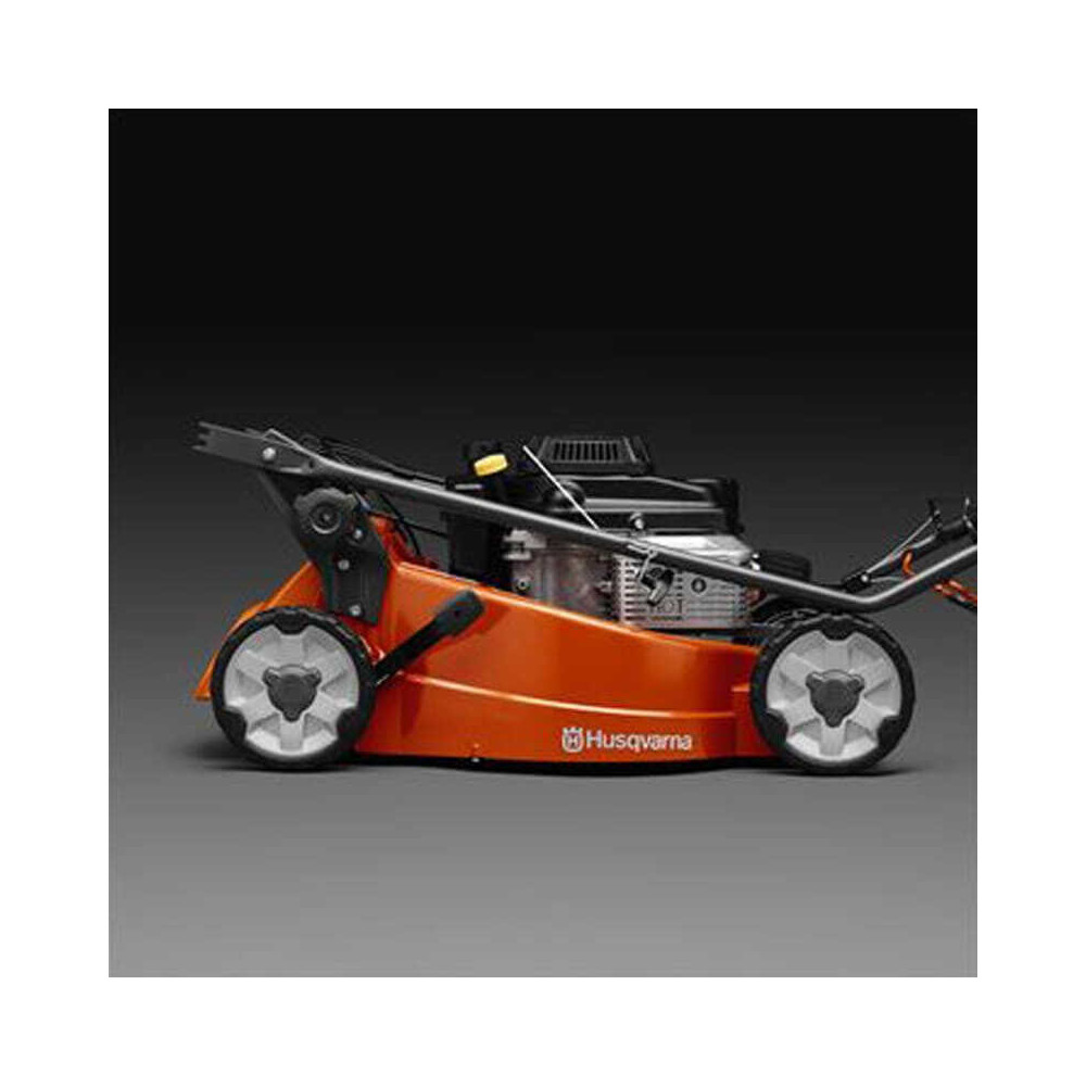 Tondeuse thermique Husqvarna 967069301 coupe 53 cm