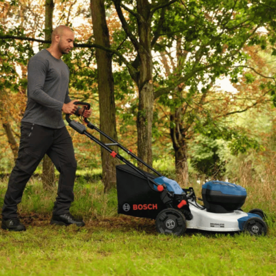 Tondeuse Bosch GRA18V2-46SP