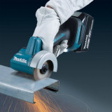 Découpeuse Makita DMC300RTJ 18V 76 mm 2 x 5,0 Ah