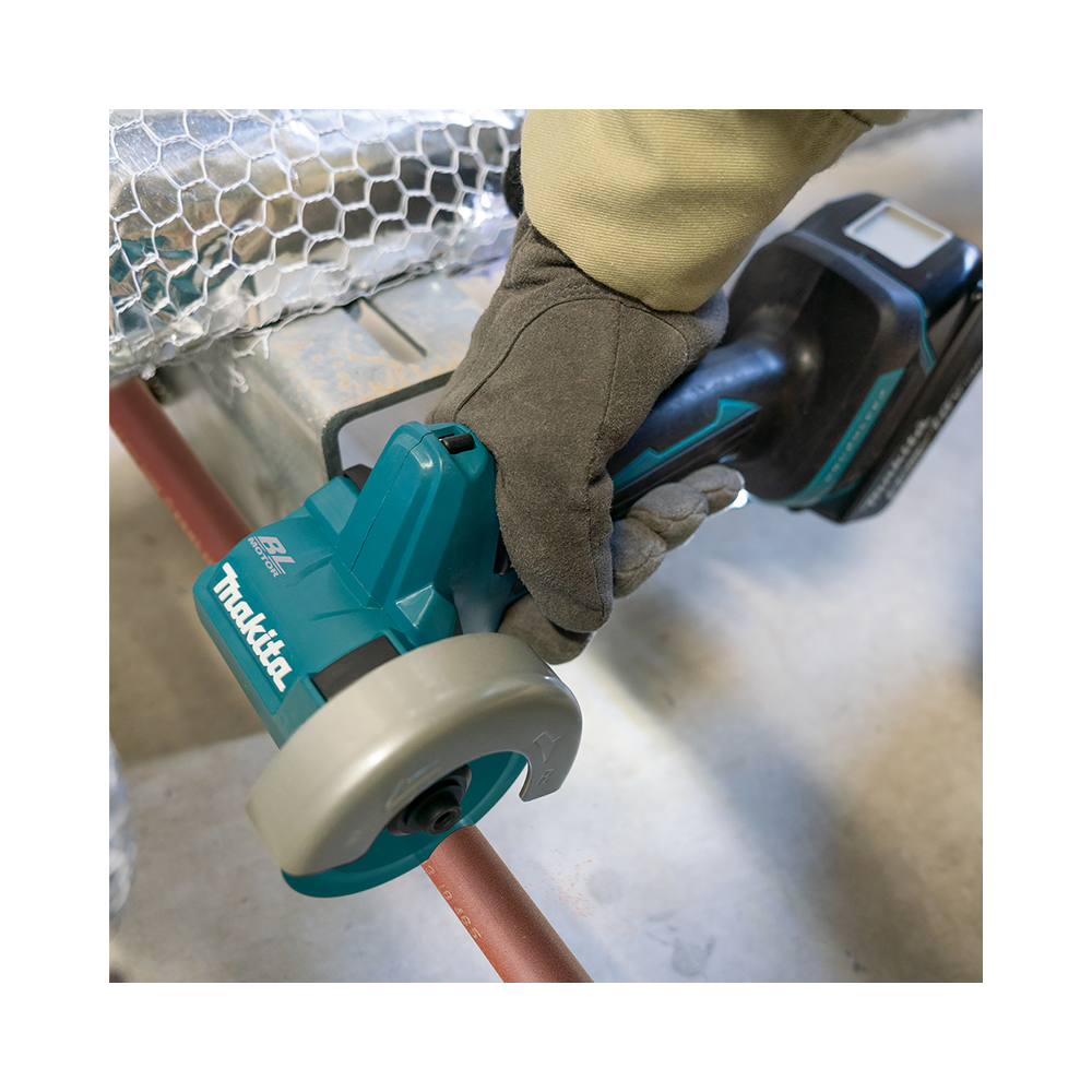 Découpeuse Makita DMC300ZJ 18V 76 mm machine nue