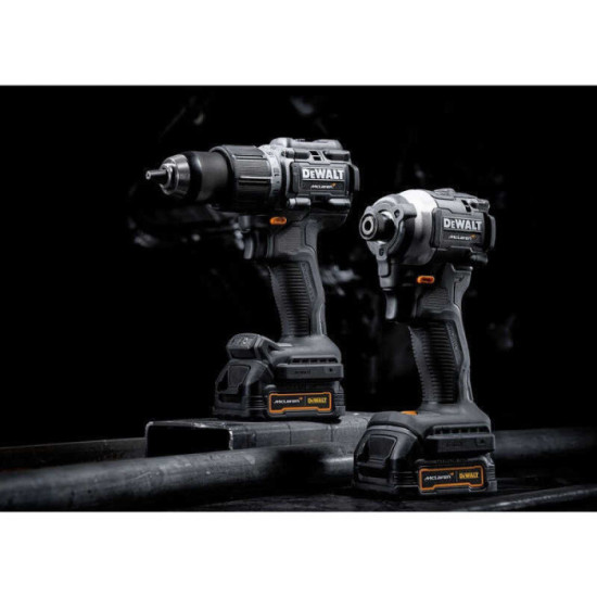 Pack 2 outils 18 V DeWalt DCK200ME2GT McLaren